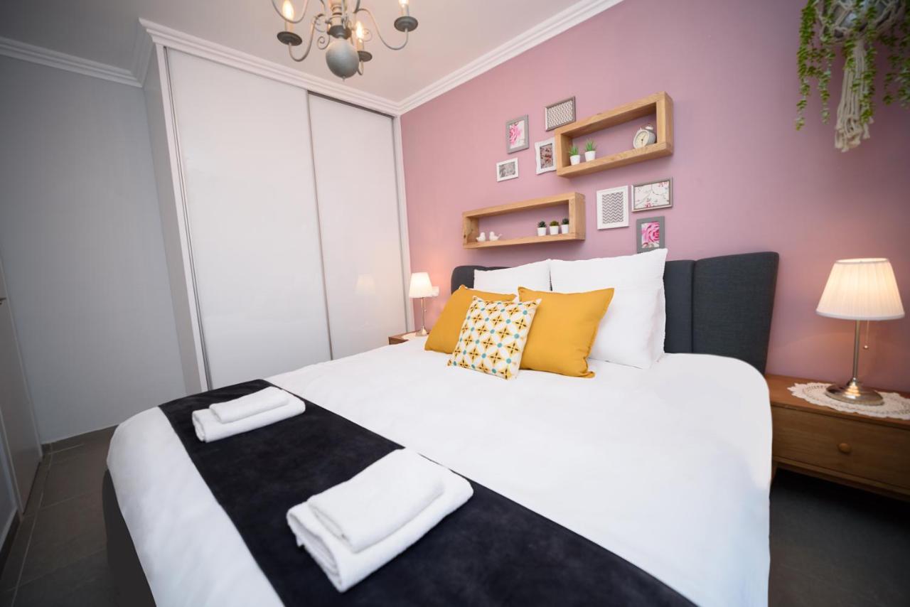 Yalarent Migdalor Boutique Apartments With Sea Views Tiberíades Exterior foto
