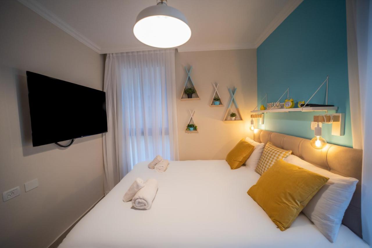 Yalarent Migdalor Boutique Apartments With Sea Views Tiberíades Exterior foto